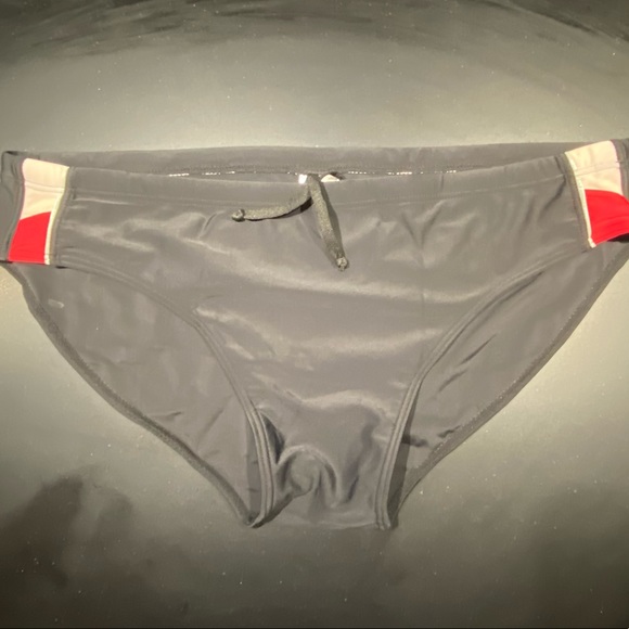 Aqua Sphere mens competition and diving swim brief 38-40 - Picture 1 of 6